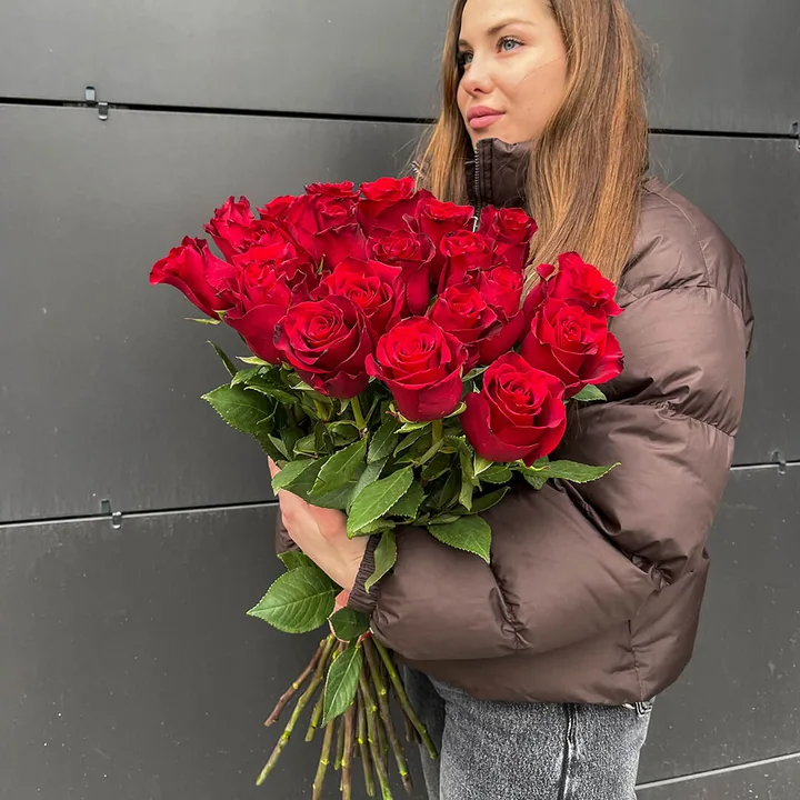 Роза красная (импорт) 70 см